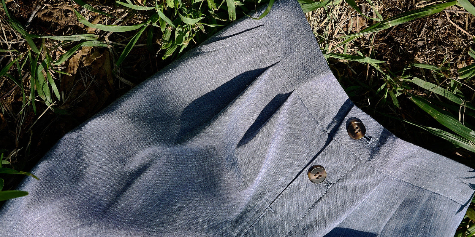 Discover why natural fabrics like organic cotton and linen are the top choice for luxury children's clothing in 2026. Shop breathable, heirloom-quality kids clothing at Mi Regalia.