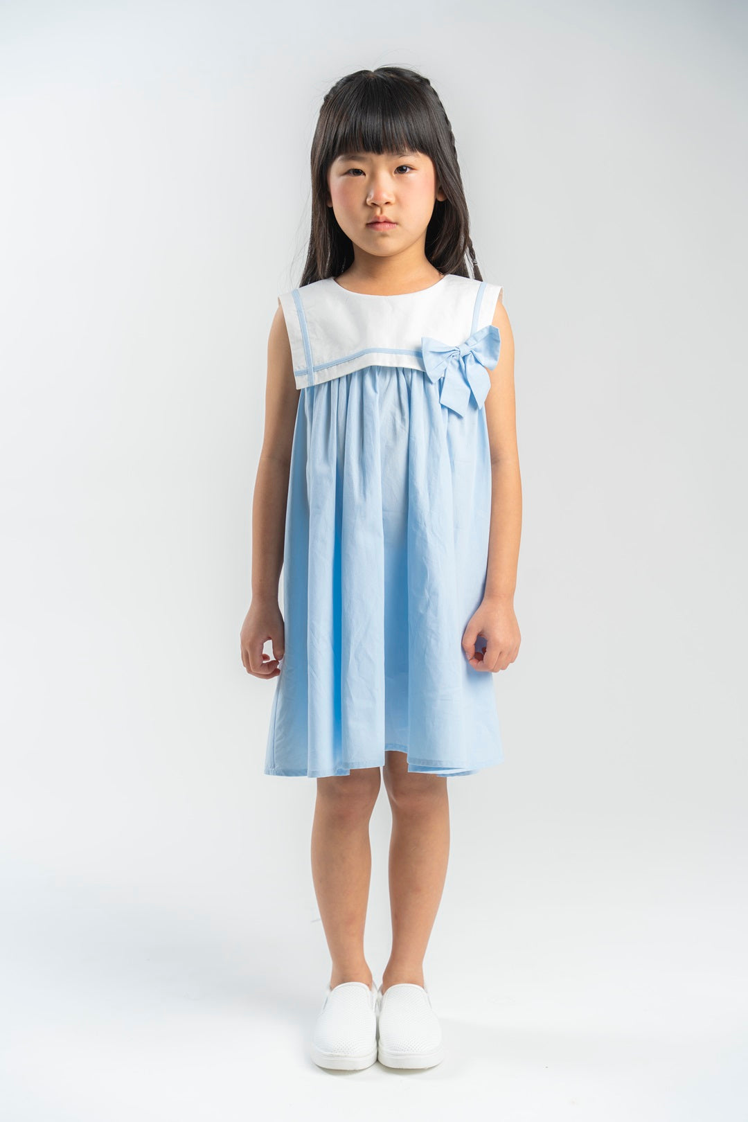 Juliet dress blue bib & bow