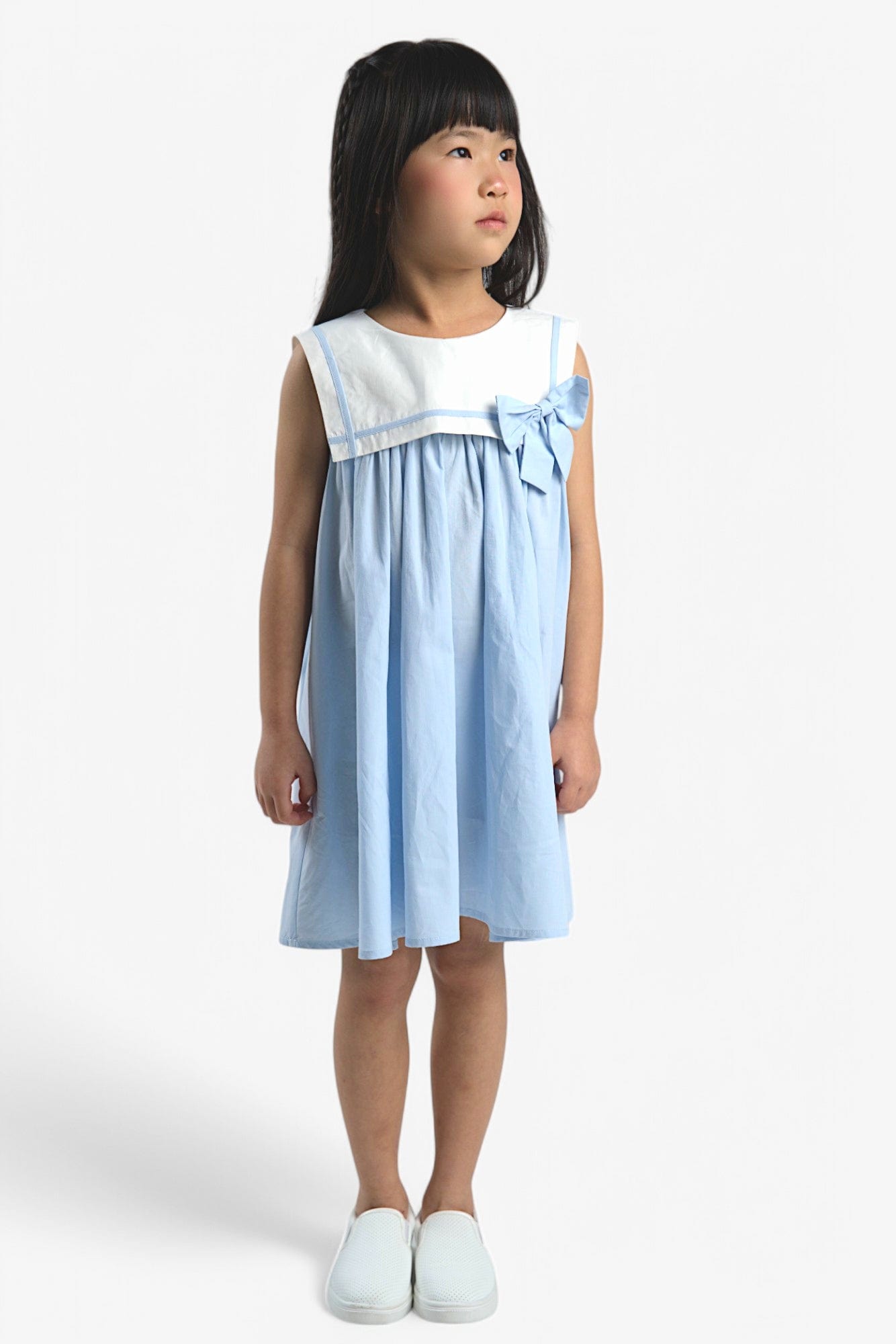 Elegant Blue Juliet Kids Dress with White Bib & Bow MI REGALIA 6T / Light Blue Elegant Blue Juliet Kids Dress with White Bib & Bow MI REGALIA 6T / Light Blue