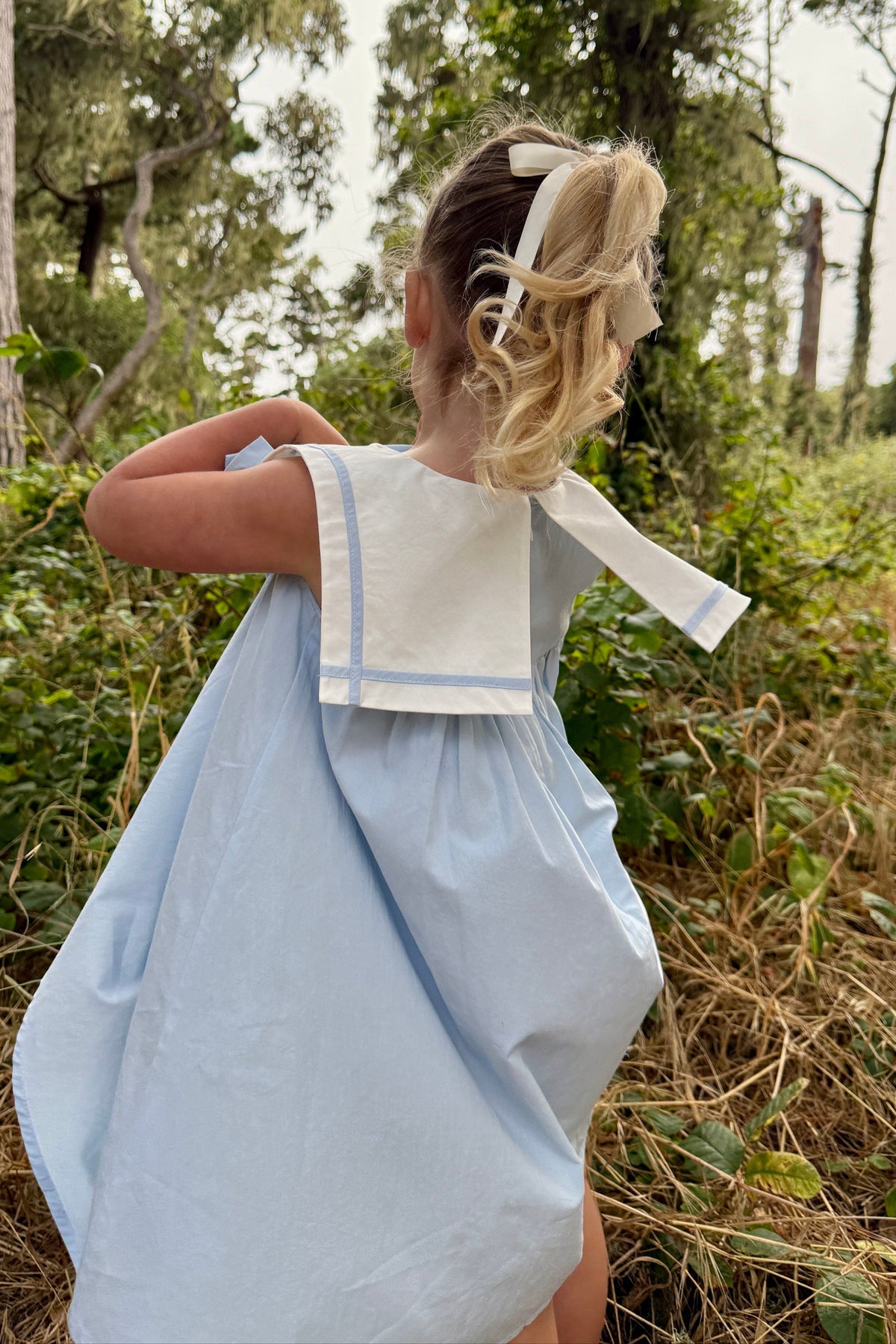 Mi Regalia Dresses Juliet Blue Bib &amp; Bow Dress Elegant Blue Juliet Kids Dress with White Bib &amp; Bow – MI REGALIA