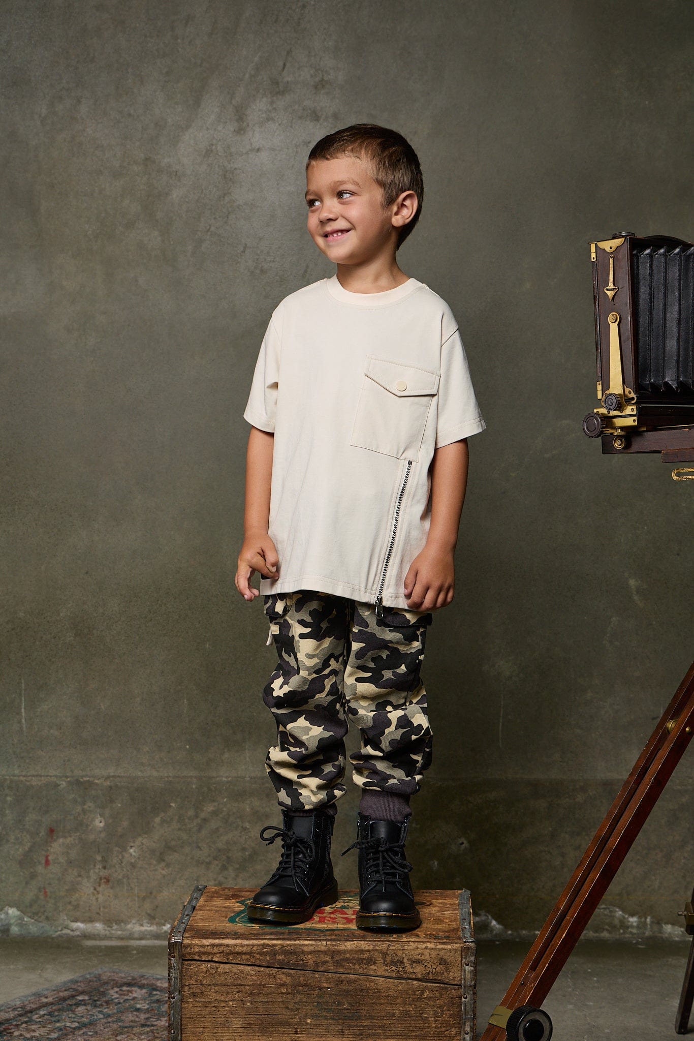 Mi Regalia Pants Gael Camouflage Cargo Pants Gael Kids Pants Camouflage Print - Bold & Trendy | MI REGALIA