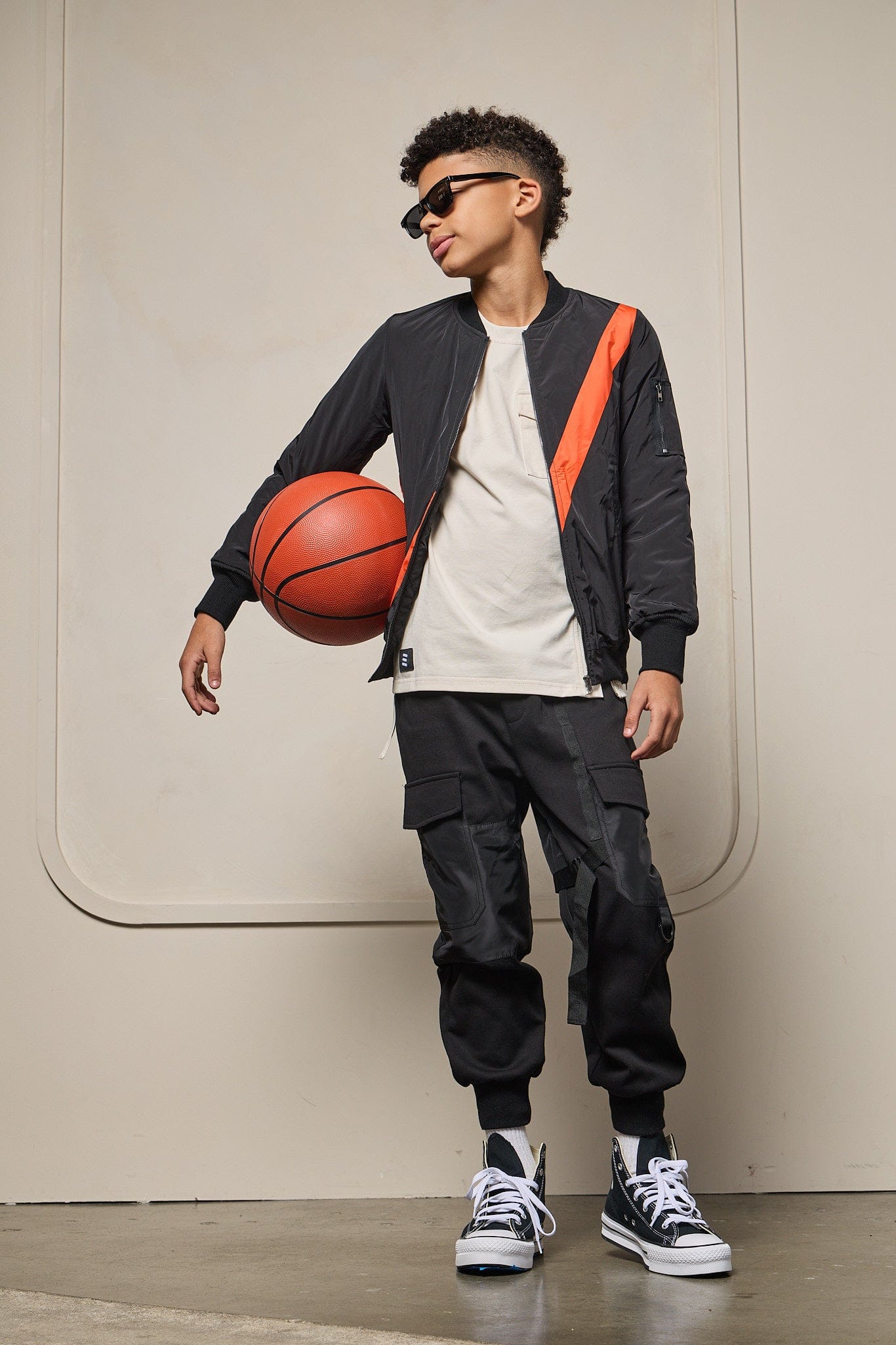 Mi Regalia Pants Black Cargo Jogger Pants – Luxury Kids Streetwear Joggers with Satin Panels & Utility Pockets (Sizes 5Y–10Y) Black Cargo Joggers | Luxury Kids Streetwear Pants